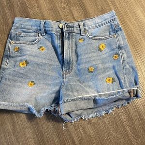 American Eagle Mom Jean Shorts, size 6
